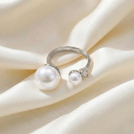 Embrace Open Pearl Ring (Silver)