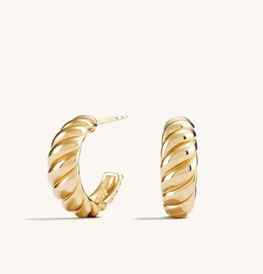 Twist Hoops (Gold)