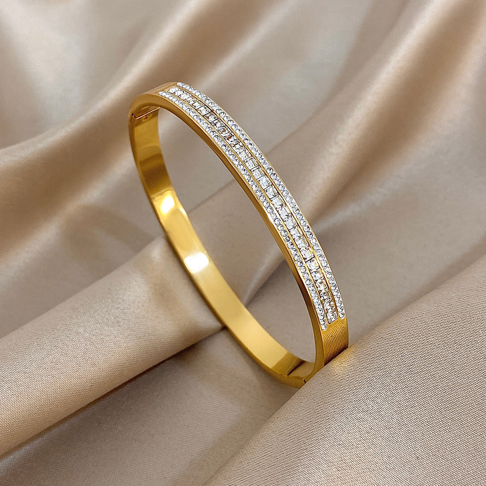 Eterna Luxe Bracelet