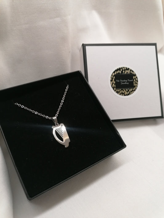 Éire Harp Necklace (Silver)