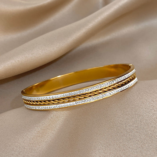 The Crystal Twist Bracelet