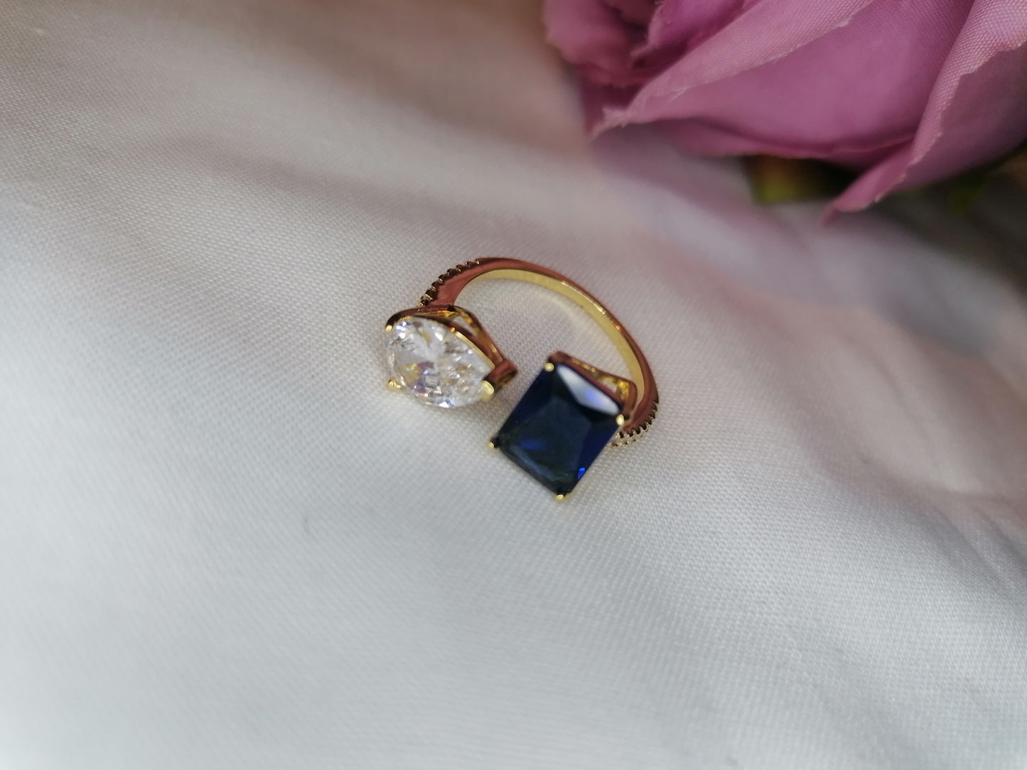 Zara Sapphire Ring