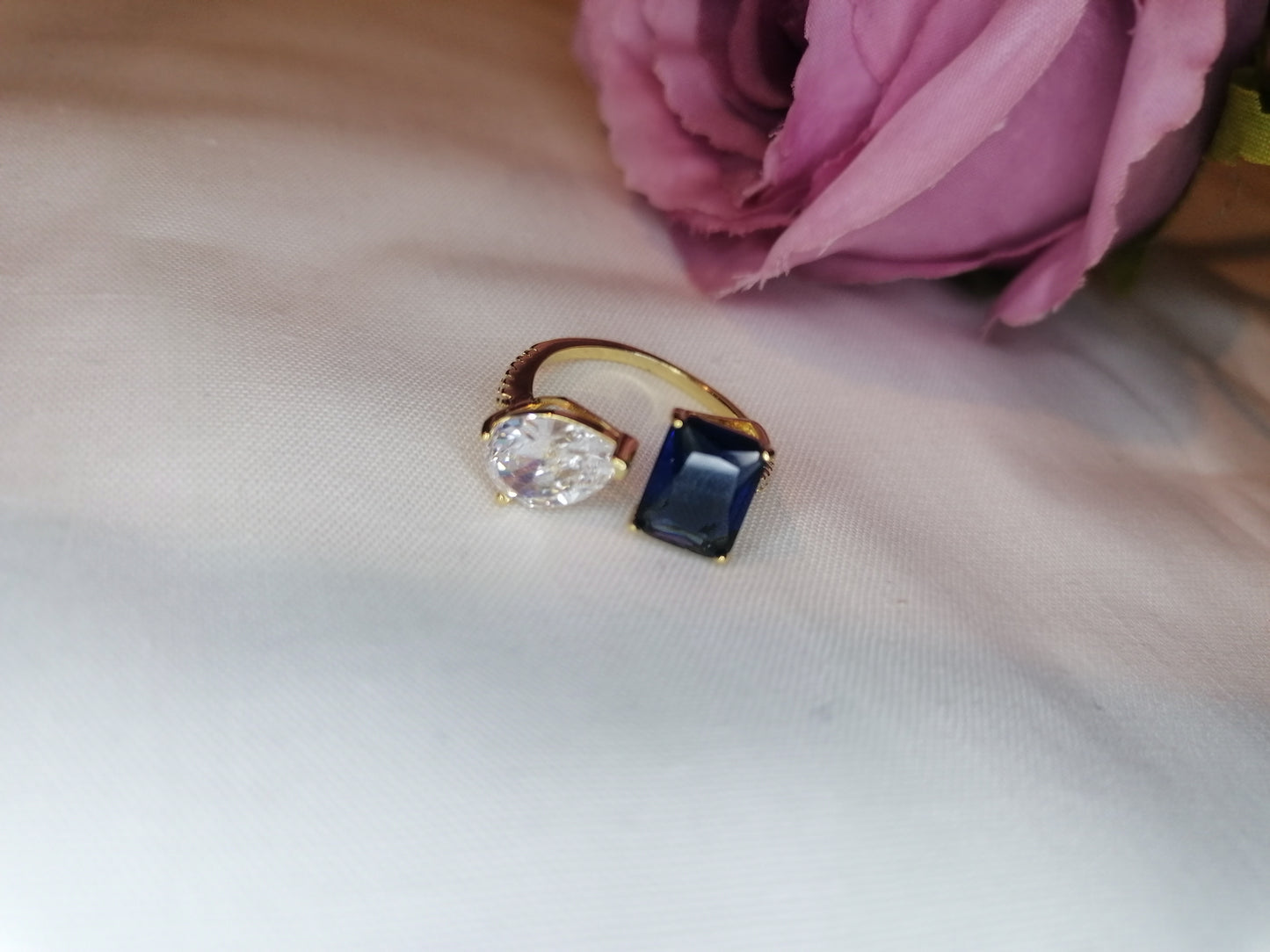 Zara Sapphire Ring