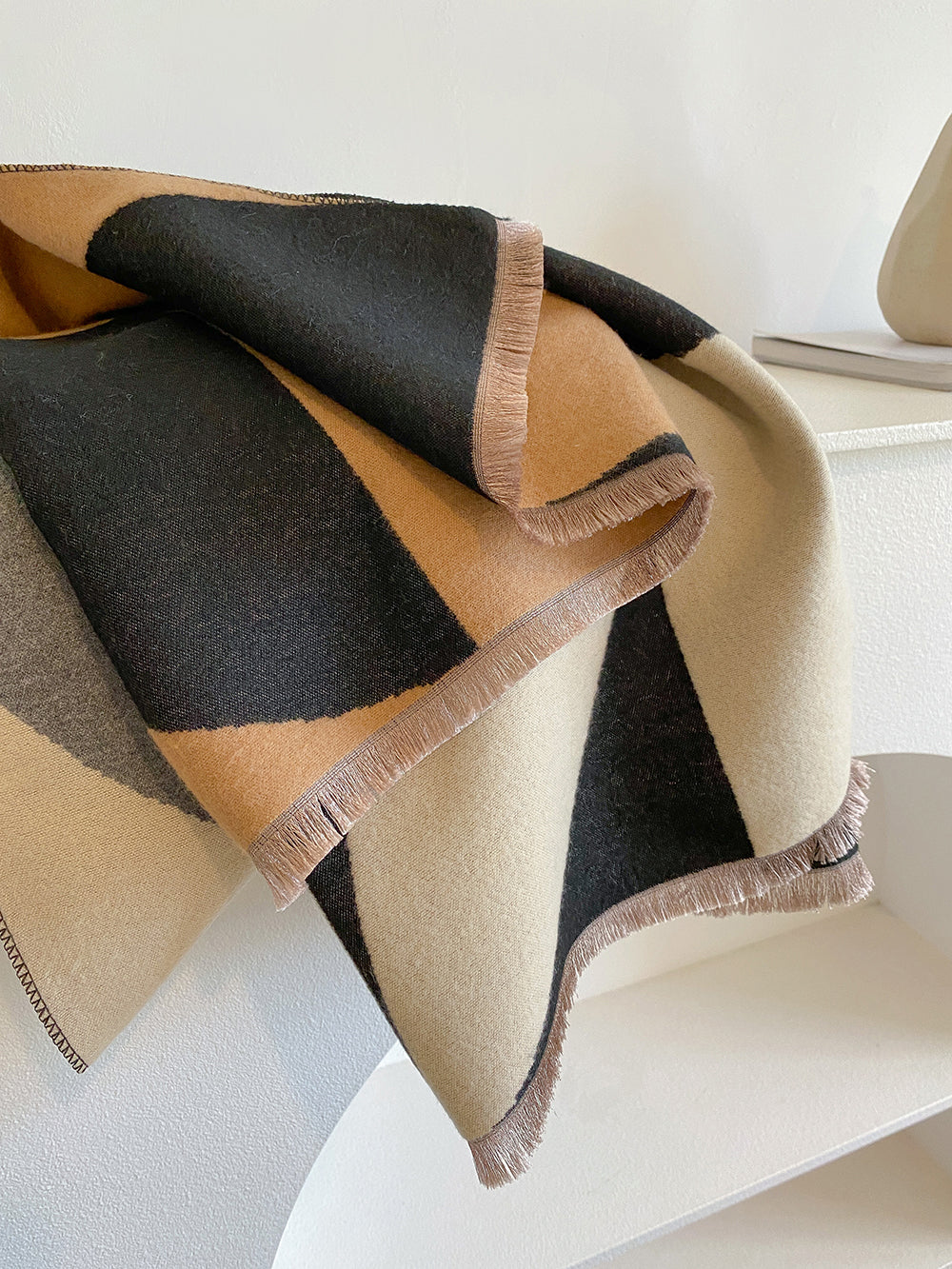 Cara Scarf Black/Grey