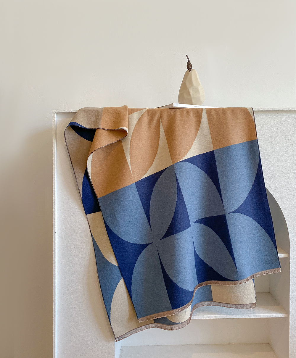 Cara Scarf Blue / Cream