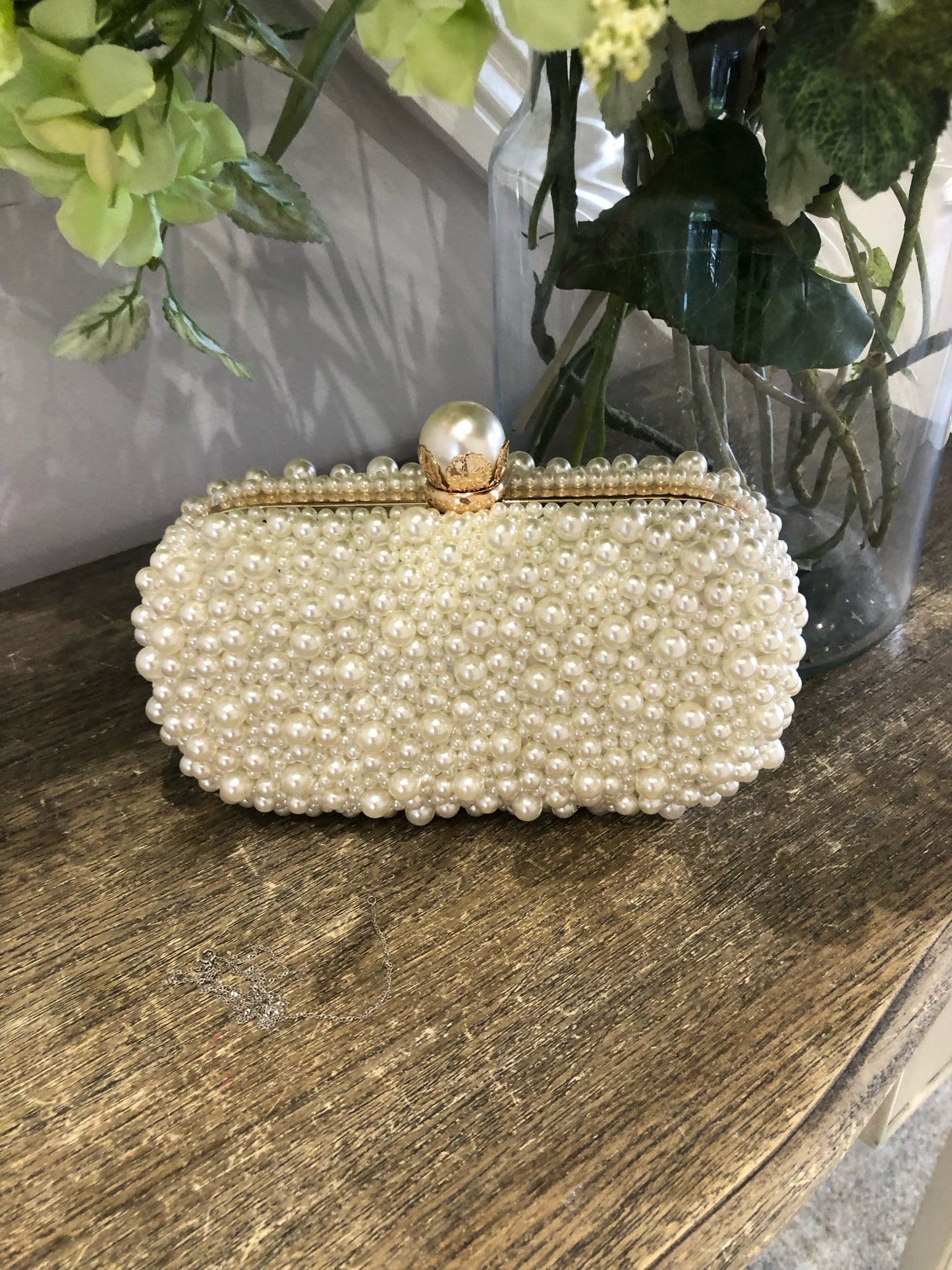 Ariel Pearly Clutch (Gold)