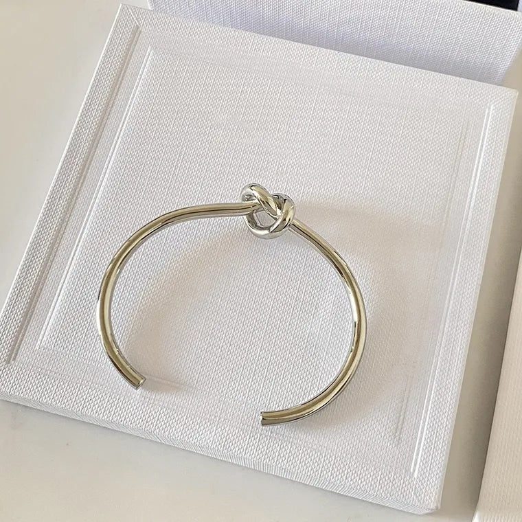 Kyra Knot Bracelet (Silver)