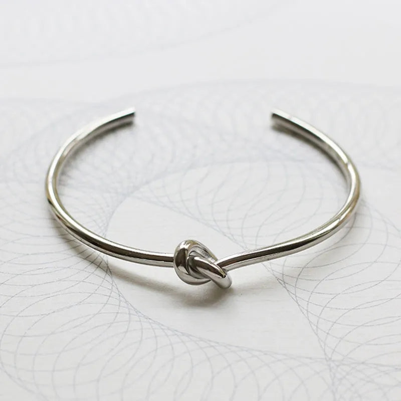 Kyra Knot Bracelet (Silver)