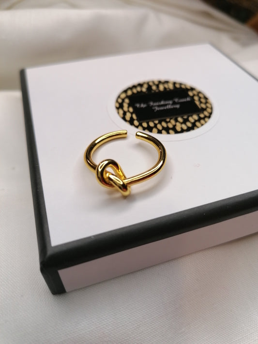 Kyra Knot Ring (Gold)