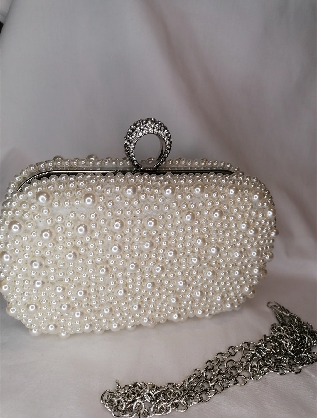 Ariel Pearly Clutch (Silver)(Pre-order)