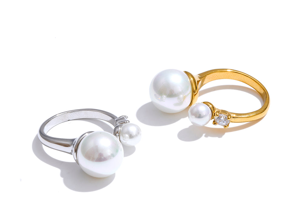 The Embrace Open Pearl Ring (Gold)