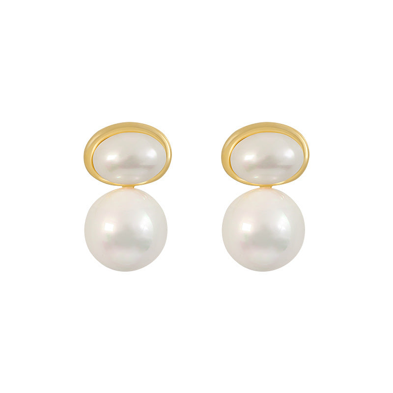 Beth Pearl Earrings