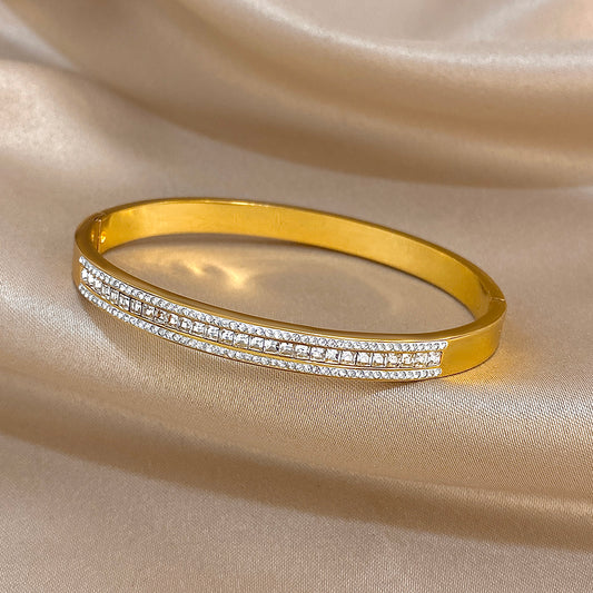 Eterna Luxe Bracelet