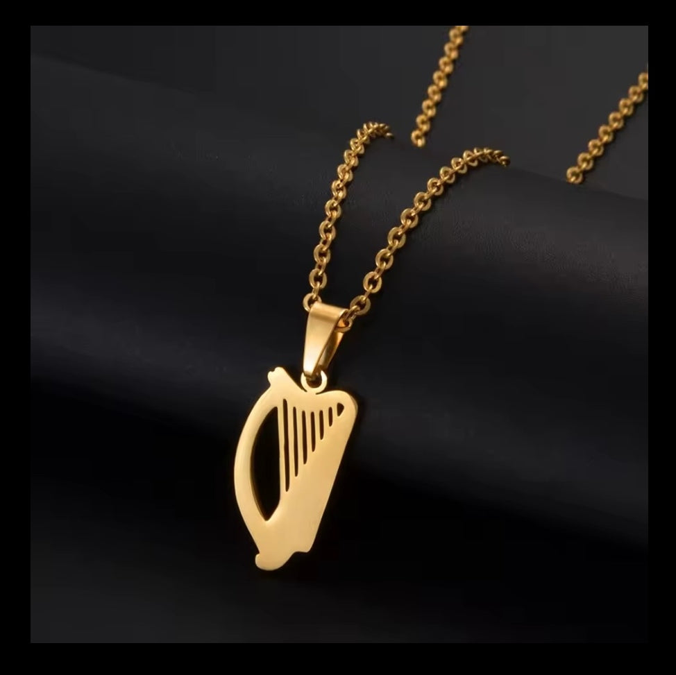 Éire Harp Necklace (Gold)