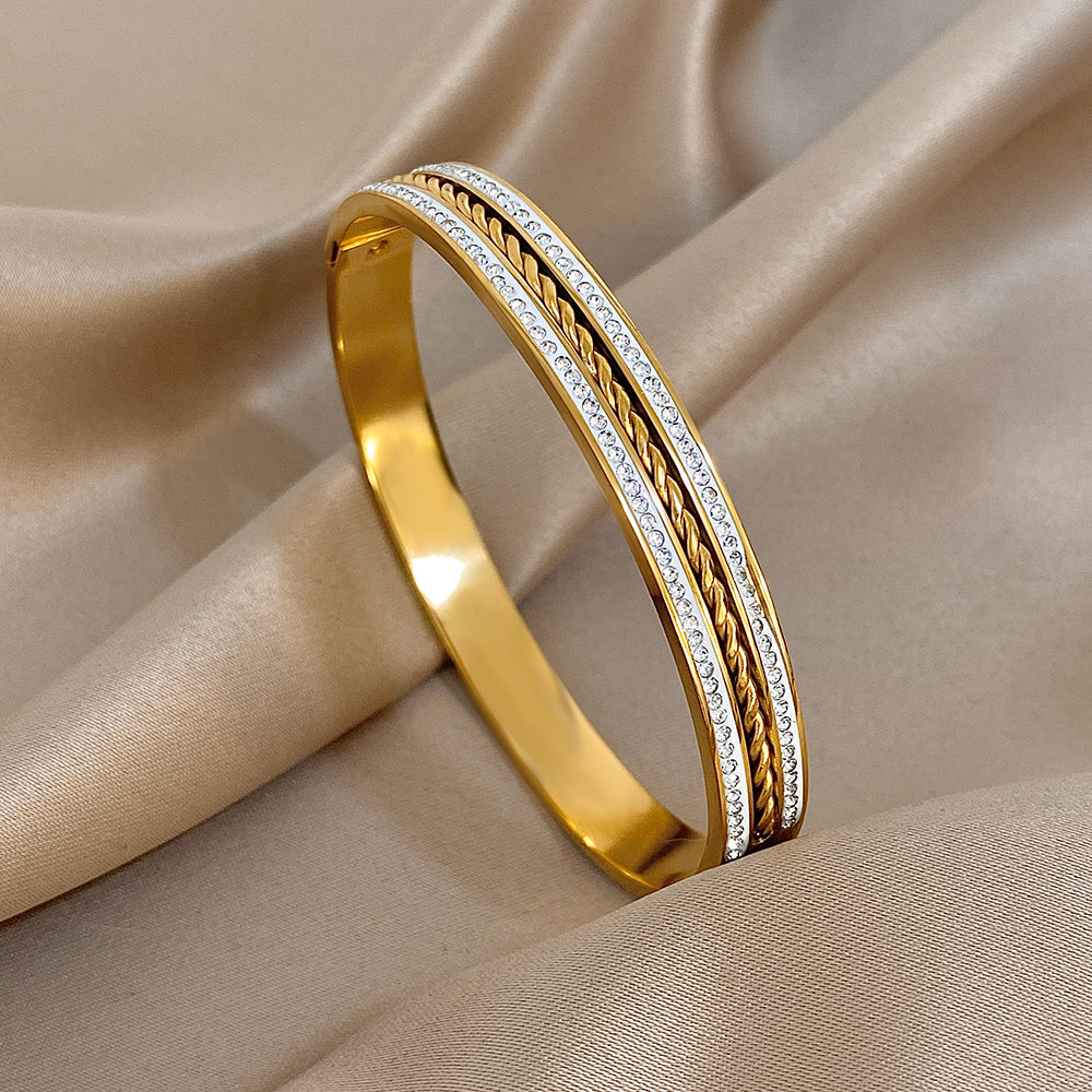 The Crystal Twist Bracelet