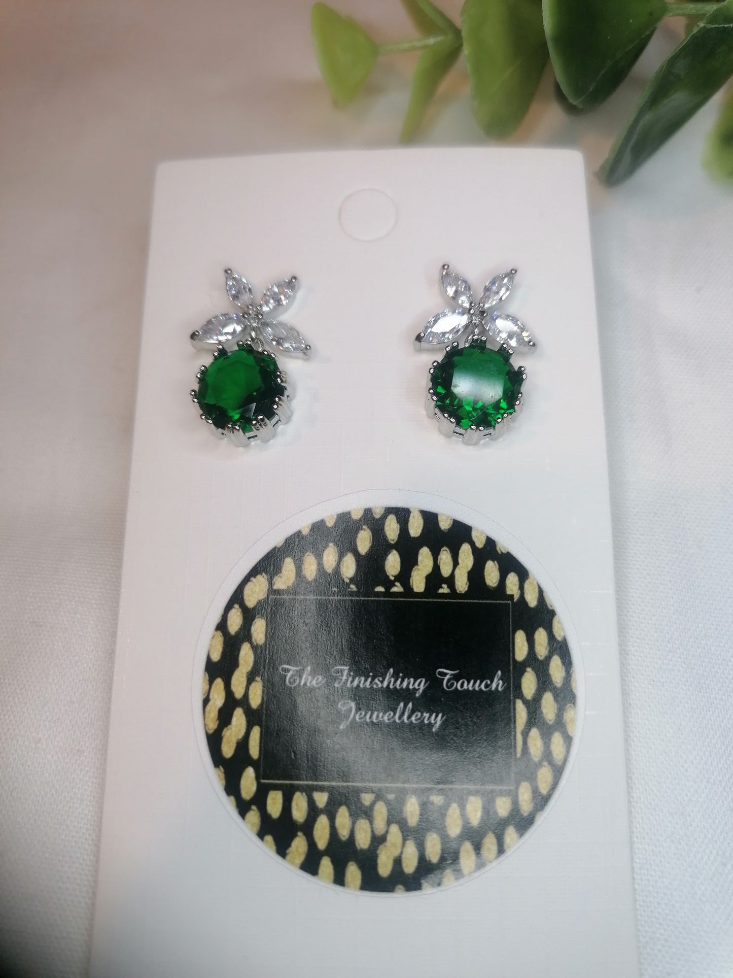 Clover Drop Emerald Earrings