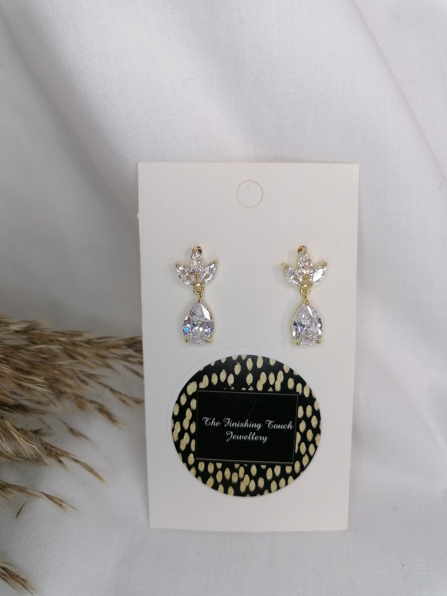 Robyn Earrings (Gold)