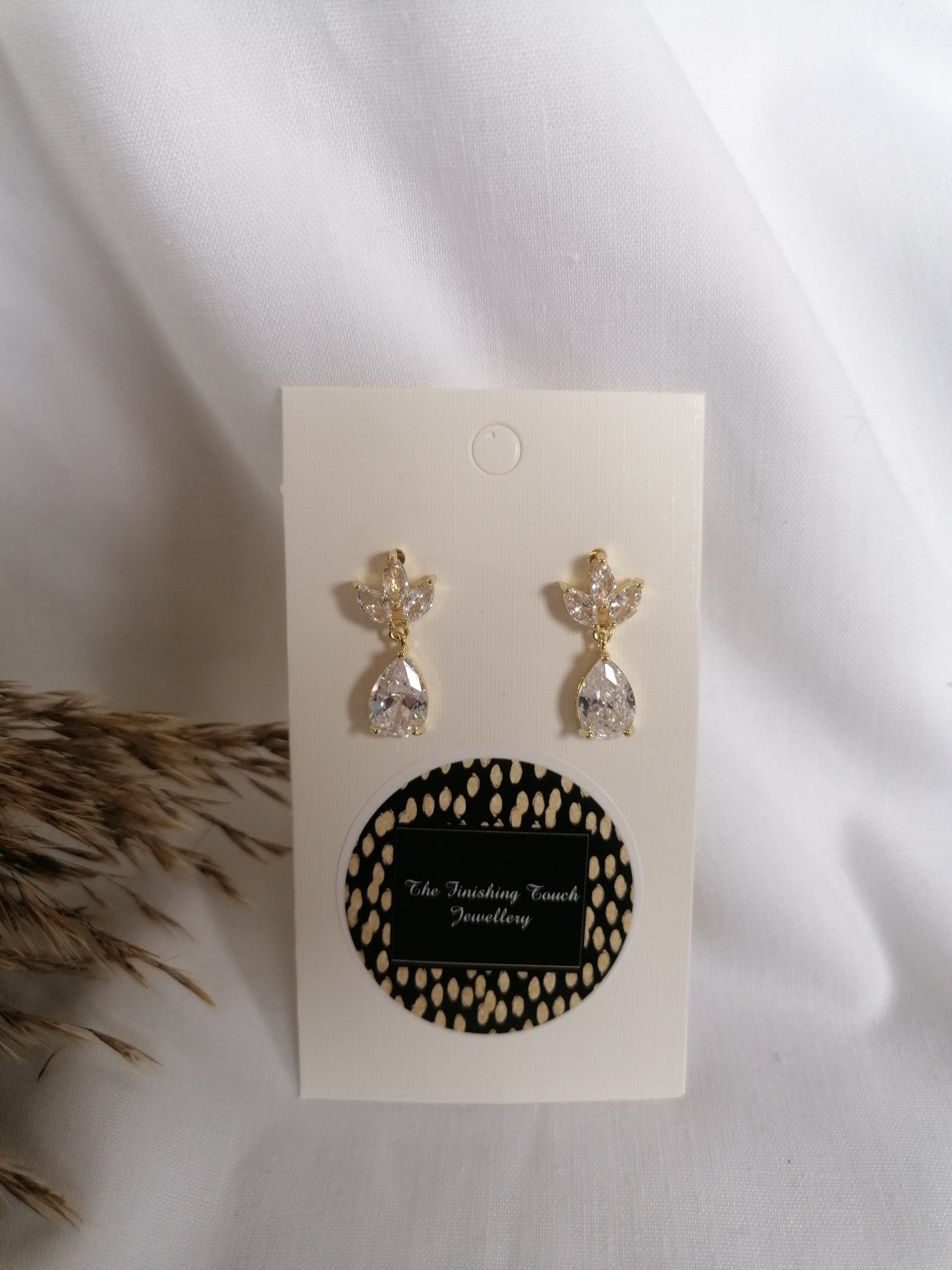 Robyn Earrings (Gold)